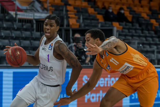 也离不开球 也离不开球