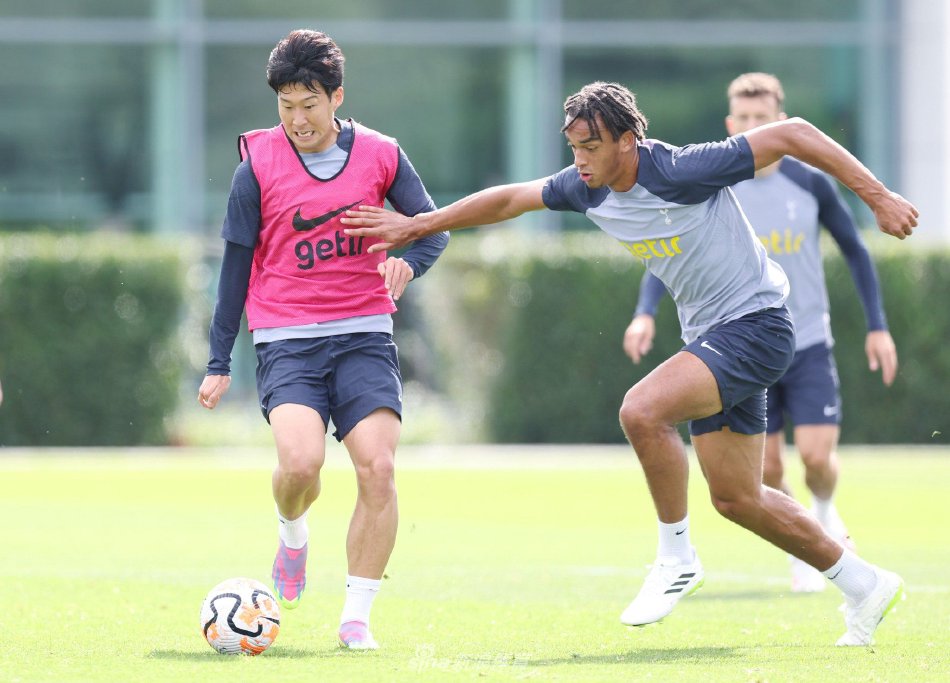 国际交流与 国际交流与